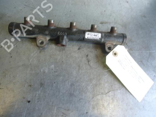 Used Injection rail FORD FOCUS C-MAX (DM2) 2.0 TDCi (136 hp) 20492843