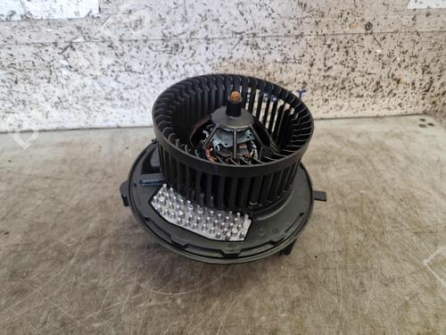 Used Heater blower motor Heater blower motor AUDI Q3 Sportback (F3N) 45 TFSI e (245 hp) 34645022 34645022