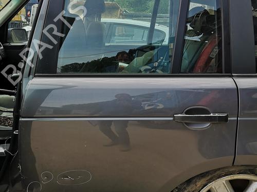 Dør venstre bagtil Dør venstre bagtil LAND ROVER RANGE ROVER III (L322) 4.4 4x4 (286 hp) 34434133 34434133