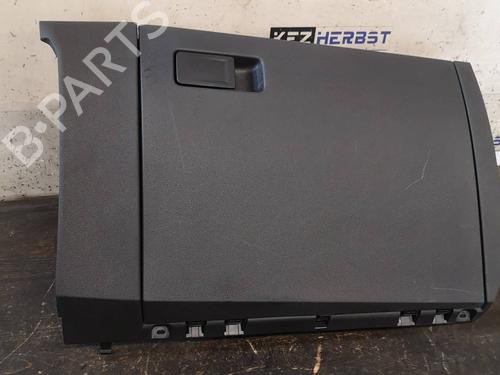 Used Glove box VW POLO VI (AW1, BZ1, AE1) 1.0 MPi (80 hp) 12875272