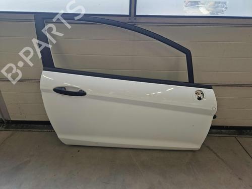 Used Right front door FORD FIESTA VI Van 1.6 TDCi (95 hp) 31948815