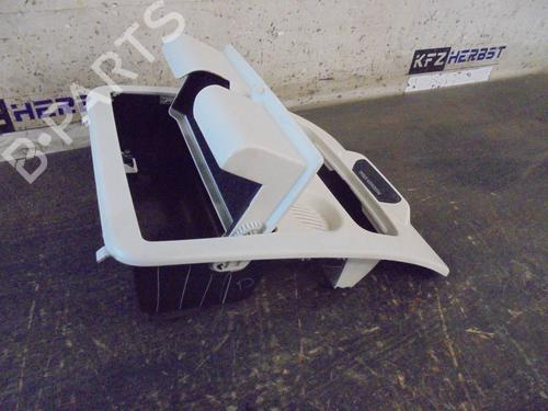 Kopholder/Genstandsholder FORD ECOSPORT 1.0 EcoBoost (125 hp) 13062791