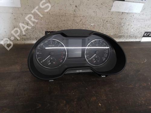 Cockpit SKODA OCTAVIA III Combi (5E5, 5E6) 1.6 TDI (105 hp) 22277175