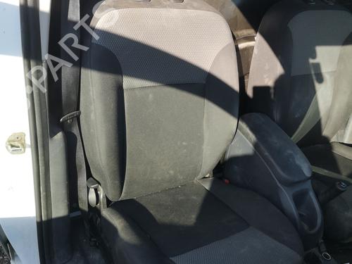 Used Right front seat RENAULT KANGOO Express (FW0/1_) 1.5 dCi 95 (FW16) (95 hp) 30388933