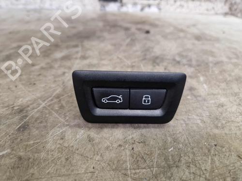 Kombi Kontakt / Stilkkontakt BMW X1 (U11) sDrive 18 d (150 hp) 30904740