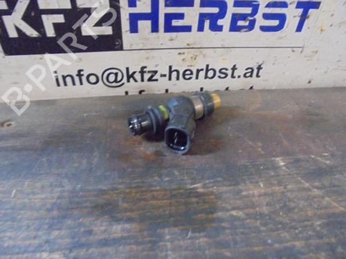 Injector SUBARU IMPREZA Saloon (GD) 2.0 i R AWD (GD9) 5005727