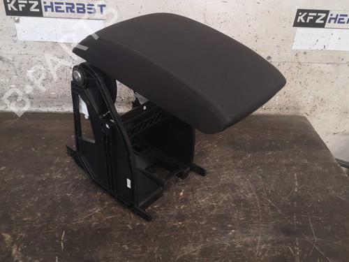 Used Armrest / Center console SKODA OCTAVIA III Combi (5E5, 5E6) 1.6 TDI (110 hp) 22284603