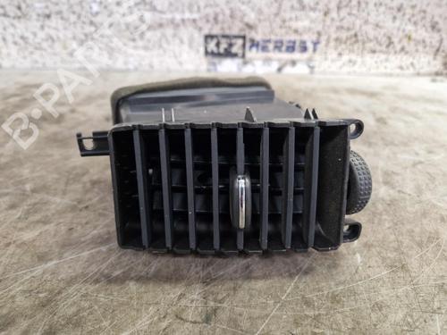 Grille d'aération NISSAN NAVARA NP300 (D40) 2.5 dCi (144 hp) 31640553