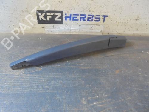 Used Rear windshield wiper arm PEUGEOT 1007 (KM_) 1.4 HDi (68 hp) 13068076