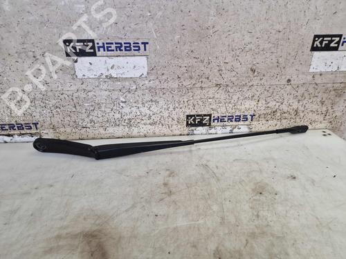 Used Front windshield wiper arm BMW X1 (F48) sDrive 18 d (136 hp) 28494749