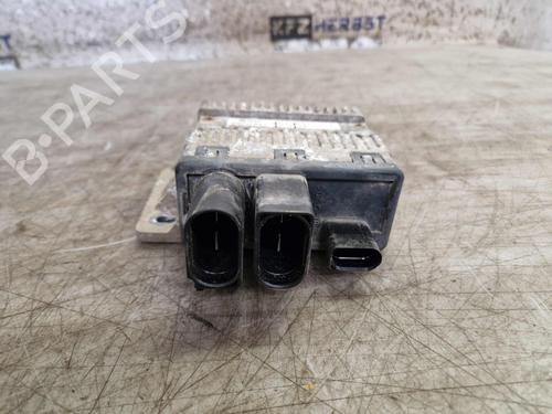 Module électronique VW TRANSPORTER T5 Van (7HA, 7HH, 7EA, 7EH) 1.9 TDI (84 hp) 25214882