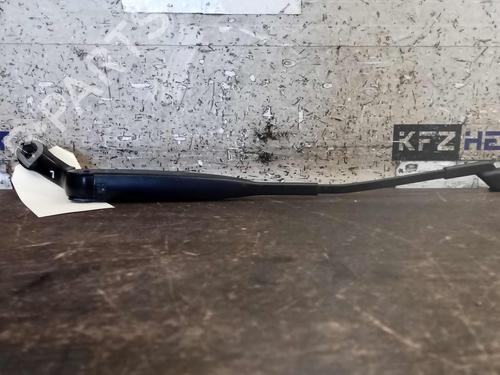 Used Front windshield wiper arm FIAT 500 (312_) 1.2 (312AXA1A) (69 hp) 23213932