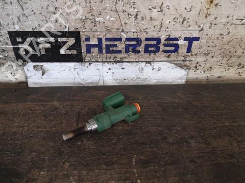 Used Injector TOYOTA YARIS (_P21_, _PA1_, _PH1_) 1.5 Hybrid (MXPH10, MXPH11) (116 hp) 22288172