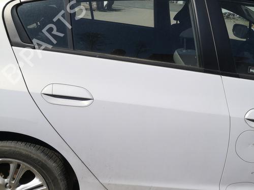 Porta trás direita Porta trás direita HONDA INSIGHT (ZE_) 1.3 IMA (ZE28, ZE2) (88 hp) 34369516 34369516
