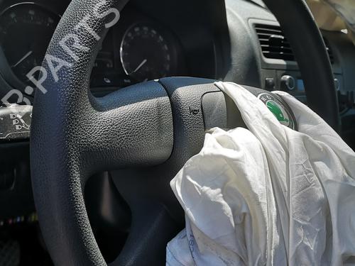 Steering wheel SKODA FABIA II Combi (545) 1.2 TSI | BP36072249C49 - Image 3
