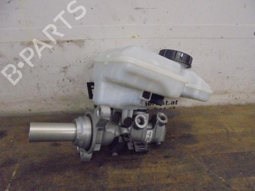 Used Brake master cylinder SKODA OCTAVIA III Combi (5E5, 5E6) 2.0 TDI (150 hp) 12866432