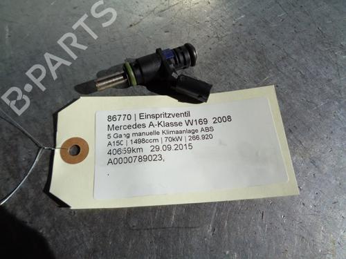 Used Injector MERCEDES-BENZ /8 (W114) 230.6 (114.015) (120 hp) 12863684
