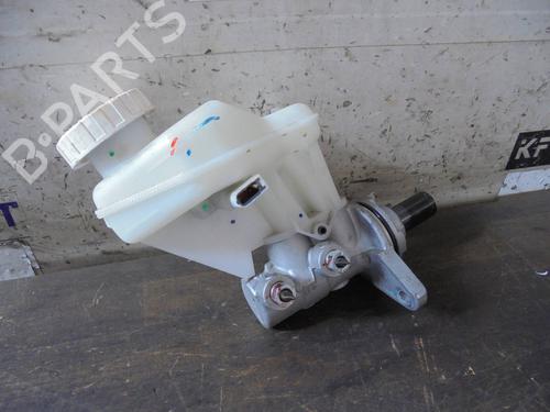 Used Brake master cylinder MITSUBISHI MIRAGE / SPACE STAR VI Hatchback (A0_A) 1.0 (A05A) (71 hp) 12870628