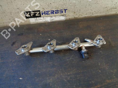 Used Injection rail MERCEDES-BENZ SLC (R172) 180 (172.431) (156 hp) 12871996