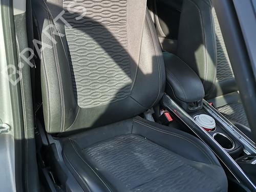 Used Right front seat OPEL ZAFIRA TOURER C (P12) 2.0 CDTi (75) (130 hp) 30336414