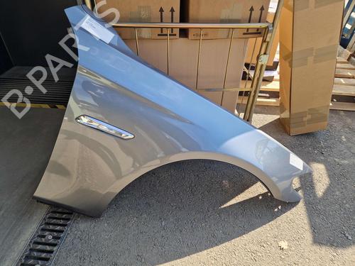 Used Right front fenders Right front fenders BMW 5 (F10) 520 i (170 hp) 33246018 33246018