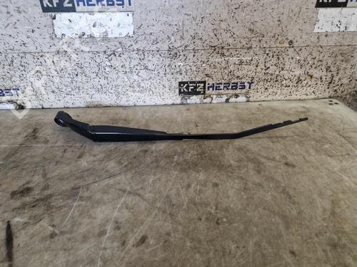 Used Front windshield wiper arm Front windshield wiper arm 37797092 37797092