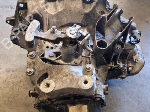 gearbox-opel-corsa-e-x15-2014-39102613 main image