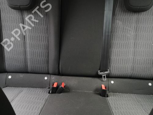 Sæde Bagtil Sæde Bagtil OPEL CORSA F (P2JO) 1.2 (68) (75 hp) 33696165 33696165