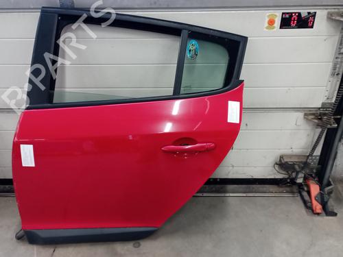 Dør venstre bak RENAULT MEGANE III Hatchback (BZ0/1_, B3_) 1.5 dCi (BZ0C) (90 hp) 22293926