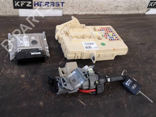 Used Engine control unit (ECU) HYUNDAI i30 Estate (GD) 1.4 (99 hp) 12890947