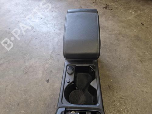 Middle console VW GOLF VIII (CD1, DA1) 2.0 TDI | BP37026057I22 - Image 2
