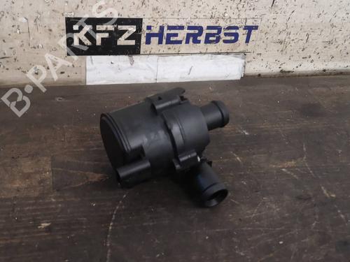 Used Auxiliary water pump SKODA OCTAVIA III Combi (5E5, 5E6) 1.6 TDI (115 hp) 13442508