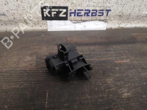Used Fuel door actuator SKODA OCTAVIA III Combi (5E5, 5E6) 1.6 TDI (105 hp) 22277167