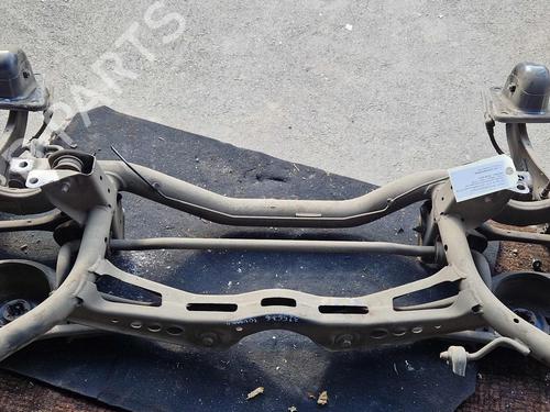 Used Rear axle VW TOURAN (5T1) 2.0 TDI (150 hp) 29306852