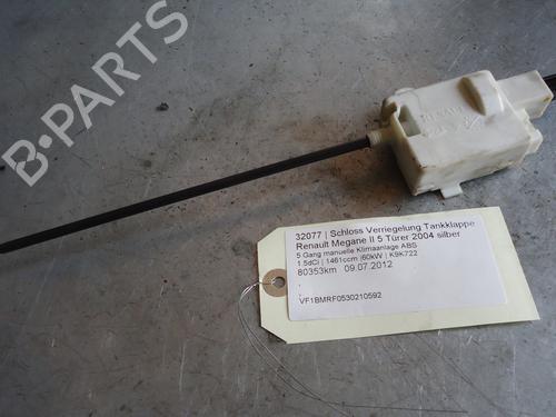 Brændstofdæksel aktuator RENAULT MEGANE II (BM0/1_, CM0/1_) 1.5 dCi (BM0F, BM0T, BM2B, CM0F, CM0T) (82 hp) 13065843
