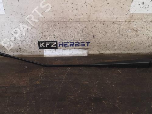 Used Front windshield wiper arm SEAT IBIZA V (KJ1, KJG) 1.0 MPi (80 hp) 13442677