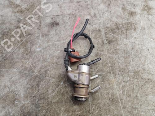 Used Injector Injector VW TOURAN (5T1) 2.0 TDI (150 hp) 33237033 33237033