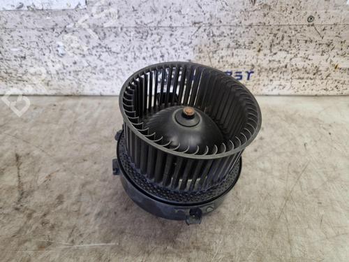 Used Heater blower motor BMW 7 (G11, G12) 740 e, Le (326 hp) 29912564