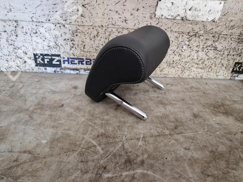 headrest-vw-golf-vii-variant-ba5-bv5-2013-2014-2015-2016-2017-2018-2019-2020-2021-2022-33122258 main image