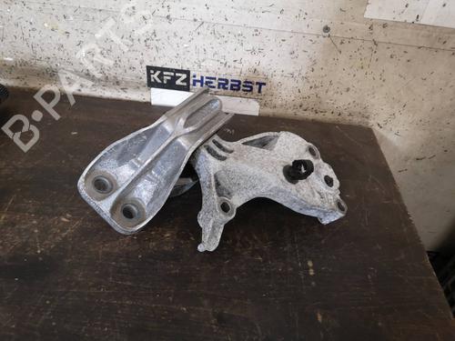 Used Engine mount NISSAN QASHQAI II (J11, J11_) 1.3 DIG-T (160 hp) 30854600