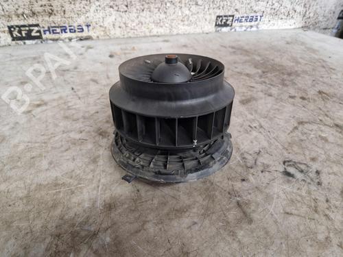Used Heater blower motor Heater blower motor MERCEDES-BENZ C-CLASS (W205) C 180 BlueTEC / d (205.036) (116 hp) 33736784 33736784