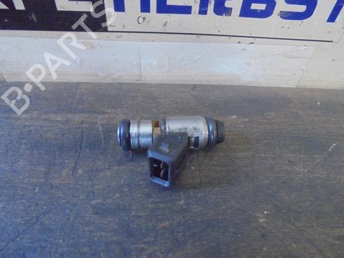 Used Injector ALFA ROMEO MITO (955_) 1.4 (955.AXB1B, 955.AXU1A) (78 hp) 13433771