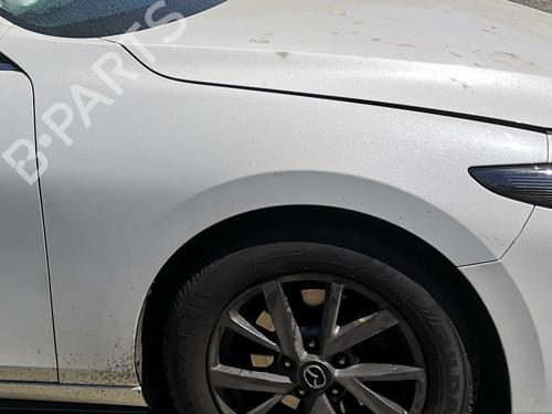 Guarda-lamas direito Guarda-lamas direito MAZDA 3 Hatchback (BP) 2.0 SKYACTIV-G M Hybrid (122 hp) 36157232 36157232