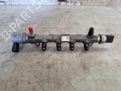 Used Injection rail VW TOURAN (5T1) 1.6 TDI (115 hp) 28362443