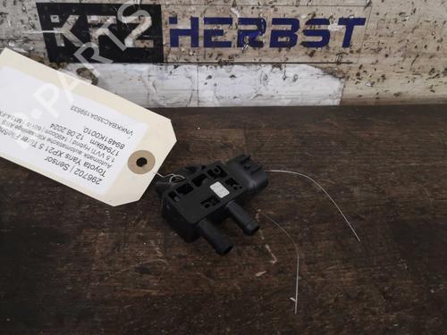 Used Electronic sensor TOYOTA YARIS (_P21_, _PA1_, _PH1_) 1.5 Hybrid (MXPH10, MXPH11) (116 hp) 22288176