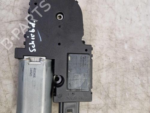 Schiebedachmotor für PEUGEOT 308 SW II (LC_, LJ_, LR_, LX_, L4_) 2.0 BlueHDi 150 (150 hp) 31757116