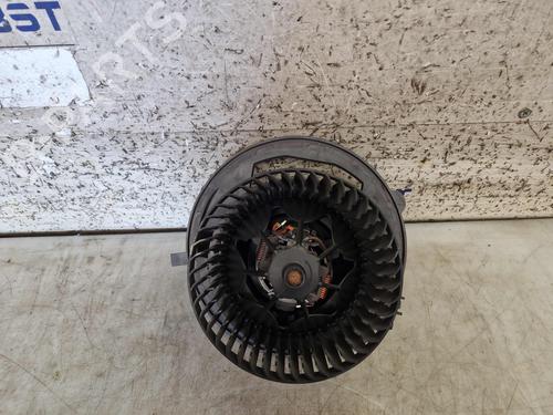 Used Heater blower motor VW GOLF VII (5G1, BQ1, BE1, BE2) 1.6 TDI (90 hp) 29610466