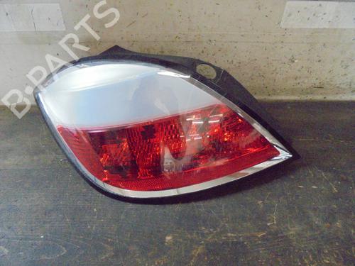 Venstre baglygte OPEL ASTRA H (A04) 1.6 (L48) (105 hp) 13435165