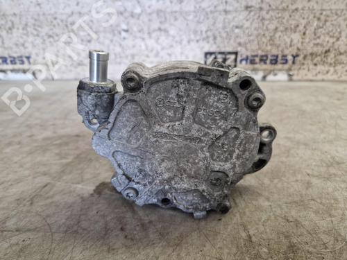 Used Vacuum pump AUDI Q5 (8RB) 2.0 TDI quattro (170 hp) 29200747