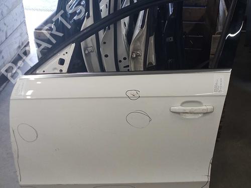 Puerta delantera izquierda AUDI A4 B8 Avant (8K5) 1.8 TFSI (120 hp) 22292706
